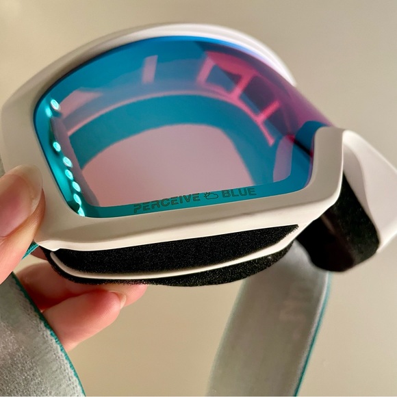 Women's Anon Burton Insight Goggle with Spare Lens - Picture 2 of 7